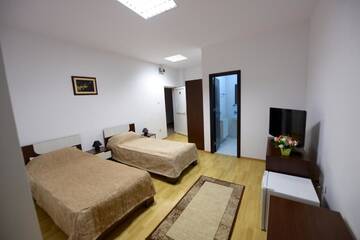 Фото номера Двухместный номер с 1 кроватью Отель Hotel Sophia г. Tecuci 7