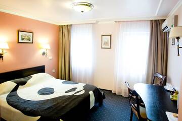 Фото номера Двухместный номер с 1 кроватью или 2 отдельными кроватями Отель Hotel Parc Tecuci г. Tecuci 12