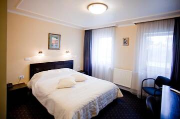 Фото номера Двухместный номер с 1 кроватью или 2 отдельными кроватями Отель Hotel Parc Tecuci г. Tecuci 2